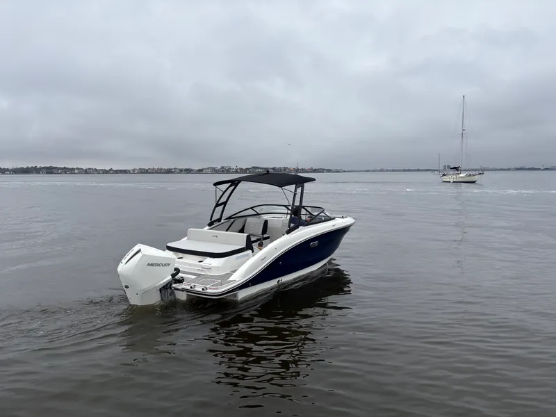 Slide: The Image of Sea Ray SPX 210 Outboard 2026 - 4