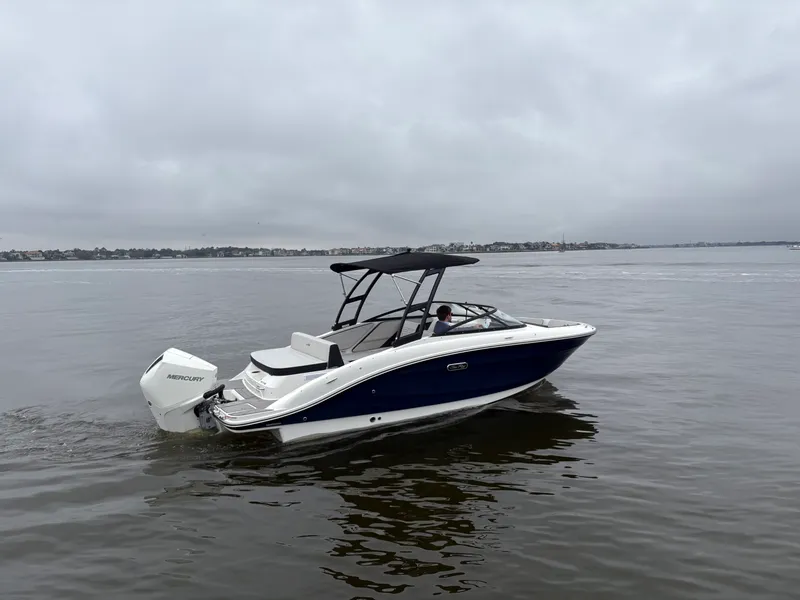 Slide: The Image of Sea Ray SPX 210 Outboard 2026 - 6