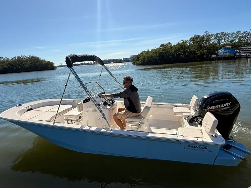 Slide: The Image of Boston Whaler 170 Montauk 2026 - 1