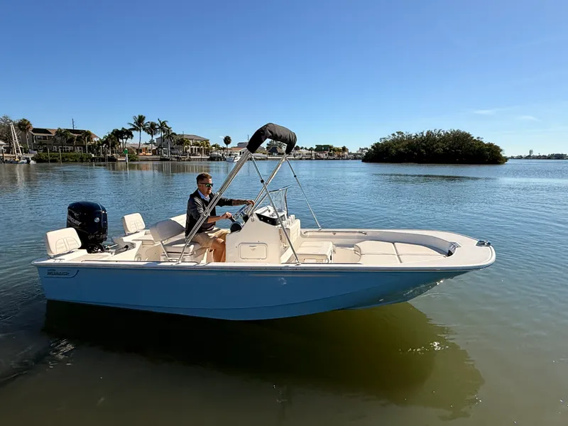 Slide: The Image of Boston Whaler 170 Montauk 2026 - 12