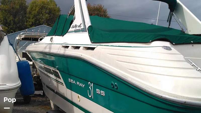 Slide: The Image of Sea Ray 310 Sun Sport 1993 - 15896469
