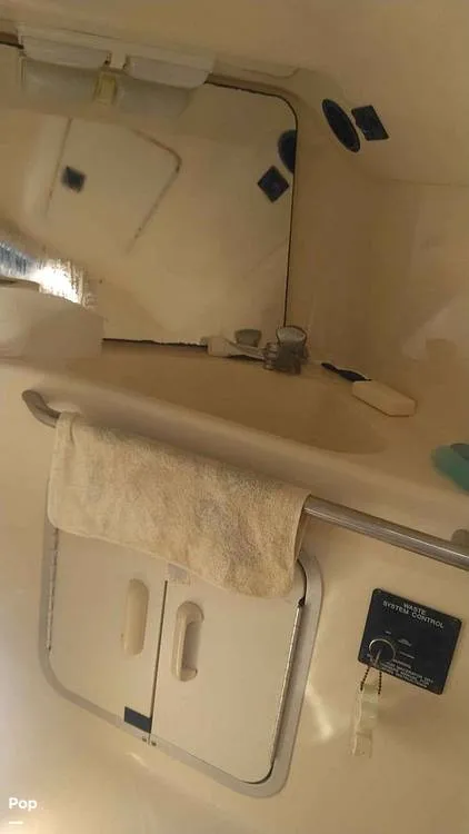 Slide: The Image of Sea Ray 310 Sun Sport 1993 - 13726385