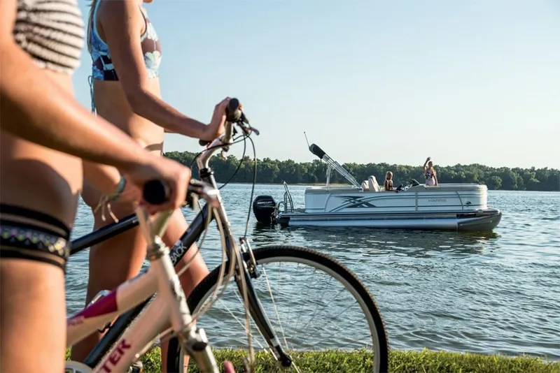 Slide: The Image of Harris Cruiser 230 2021 - 5