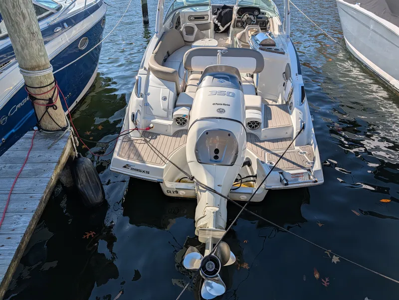 Slide: The Image of Crownline Boats 285 XS 2019 - 14