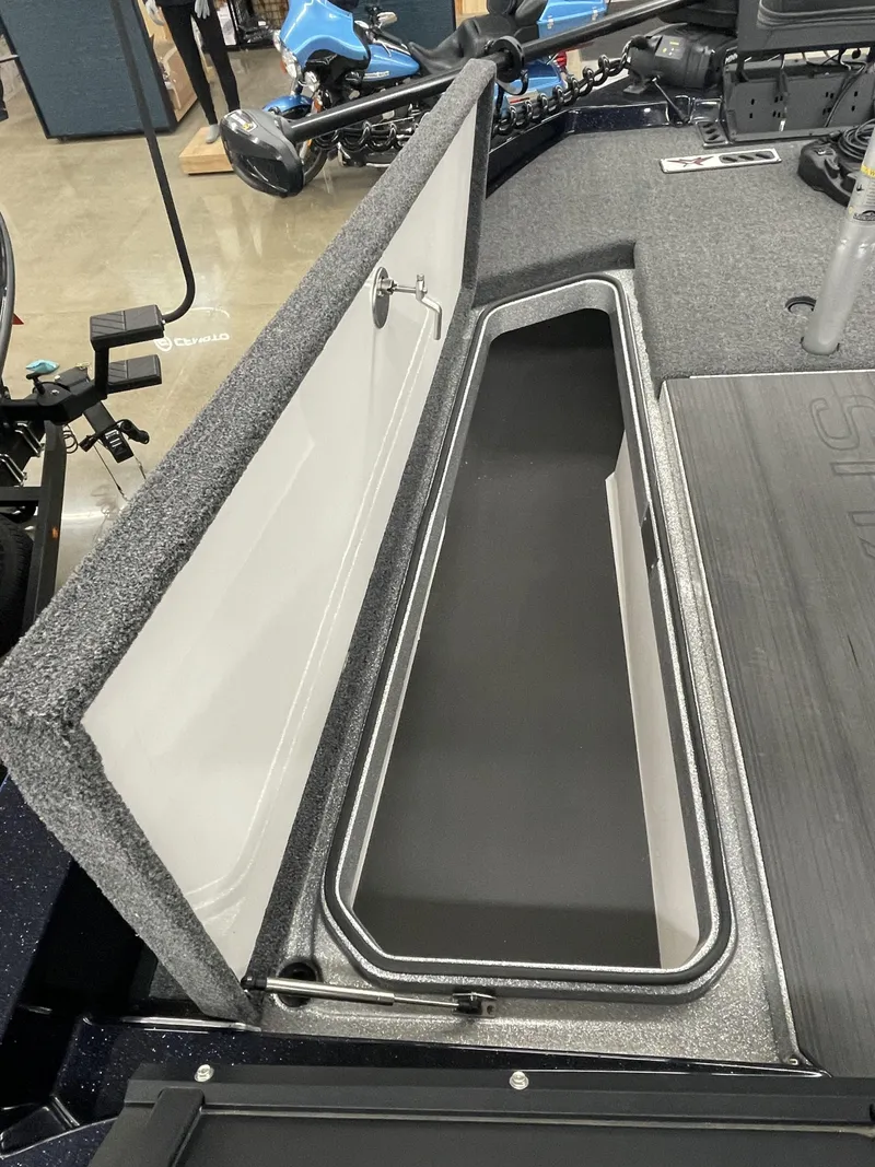 Slide: The Image of Vexus DVX22S 2026 - 13