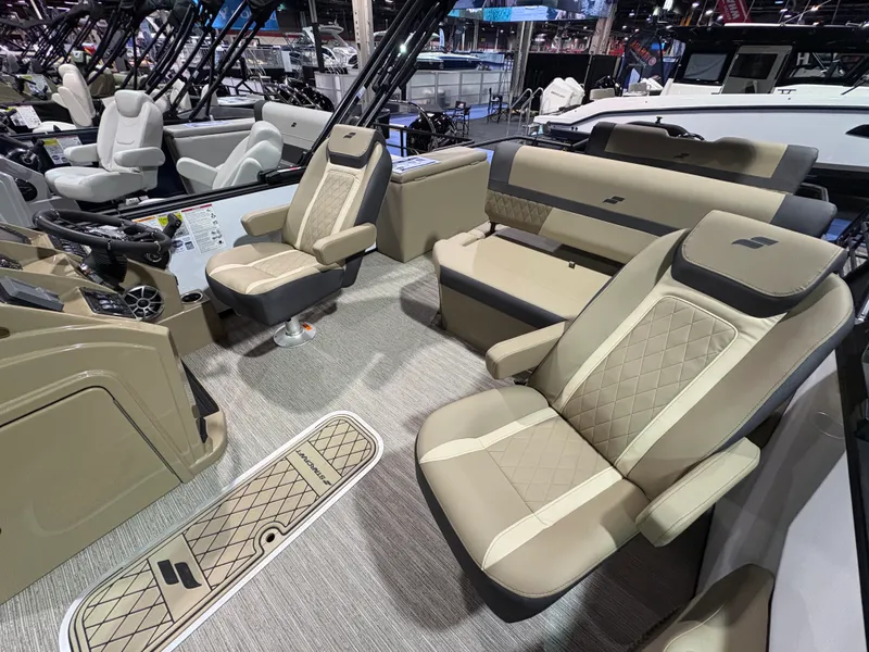 Slide: The Image of Starcraft EXS 3 DL 2026 - 3