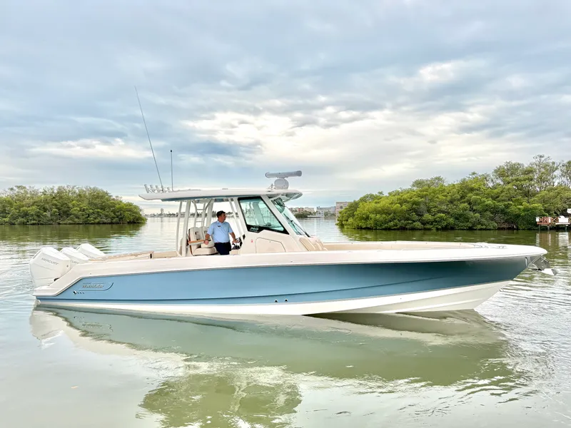 Slide: The Image of Boston Whaler 360 Outrage 2026 - 12
