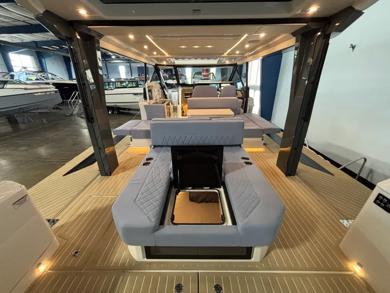 Slide: The Image of Saxdor 400 GTO 2026 - 7