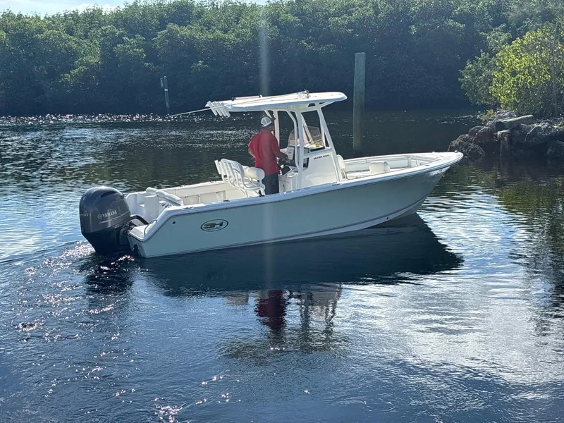 Slide: The Image of Sea Hunt ULTRA 225 2016 - 2