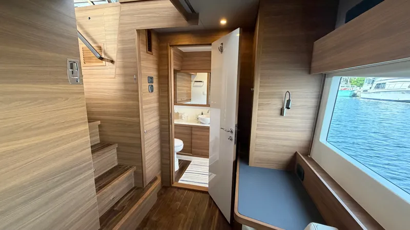 Slide: The Image of Aquila 54 ENCLOSED BRIDGE 2025 - 101