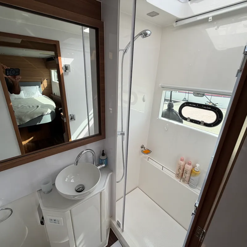 Slide: The Image of Aquila 54 ENCLOSED BRIDGE 2025 - 102