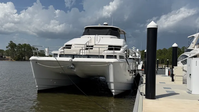 Slide: The Image of Aquila 54 ENCLOSED BRIDGE 2025 - 1