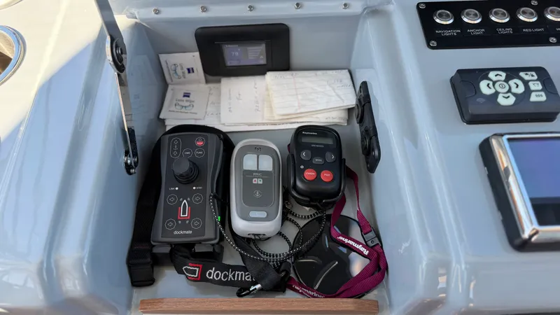 Slide: The Image of Aquila 54 ENCLOSED BRIDGE 2025 - 79