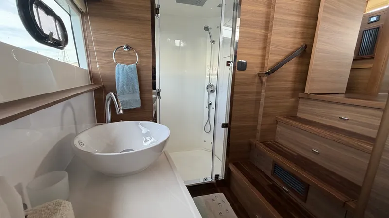 Slide: The Image of Aquila 54 ENCLOSED BRIDGE 2025 - 92