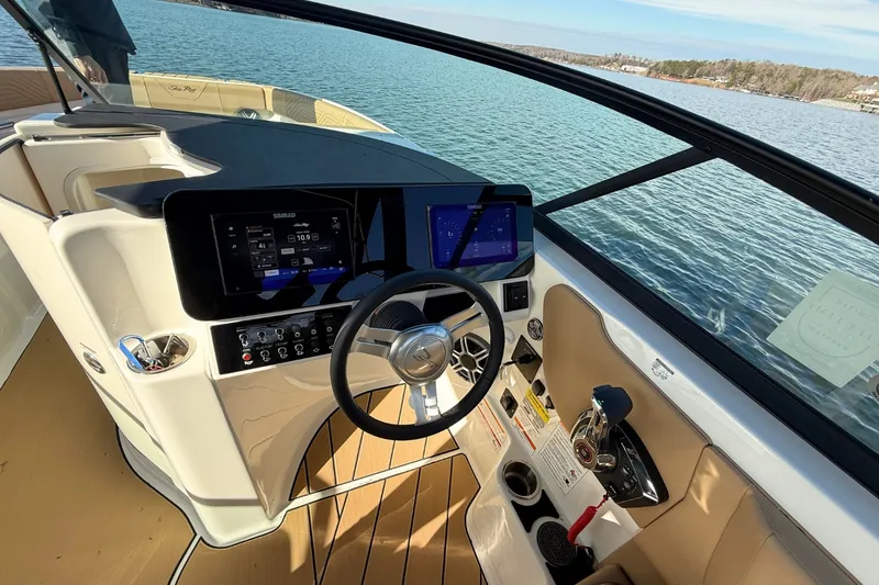 Slide: The Image of Sea Ray SDX 250 Surf 2026 - 17