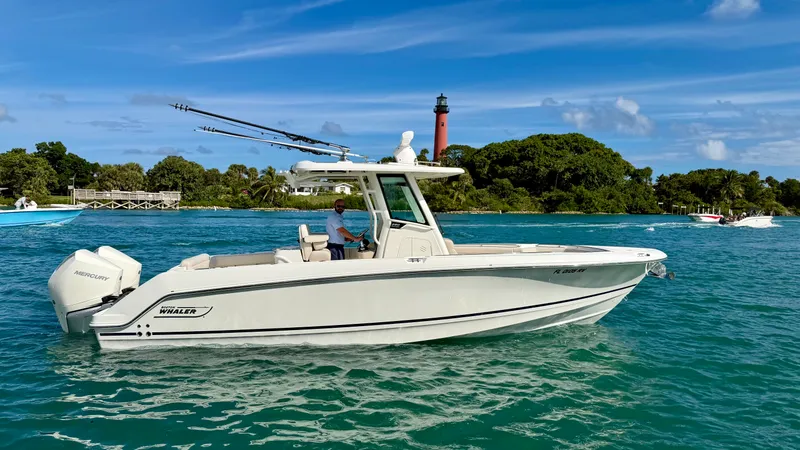 Slide: The Image of Boston Whaler 280 OUTRAGE 2019 - 23