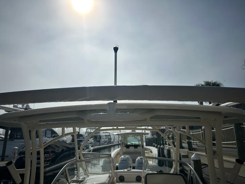 Slide: The Image of Grady-White Freedom 235 2026 - 16