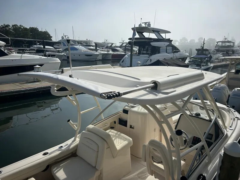 Slide: The Image of Grady-White Freedom 235 2026 - 30