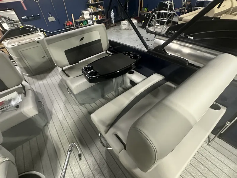 Slide: The Image of Starcraft SLS 3 RL 2026 - 12