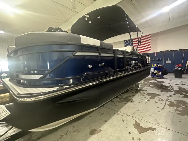 Slide: The Image of Starcraft SLS 3 RL 2026 - 3