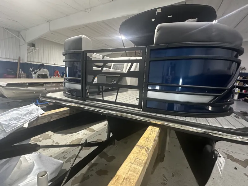 Slide: The Image of Starcraft SLS 3 RL 2026 - 4