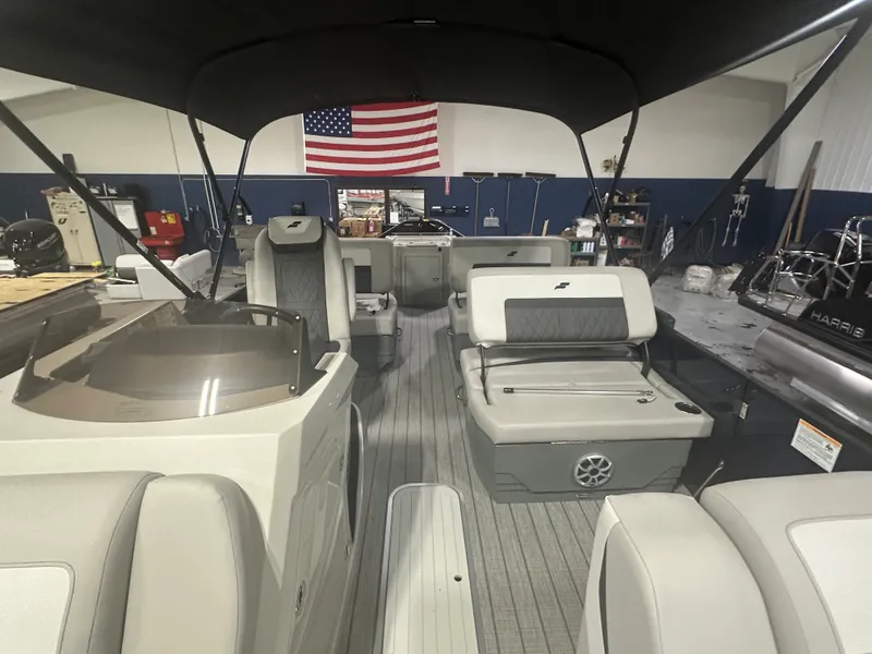 Slide: The Image of Starcraft SLS 3 RL 2026 - 9