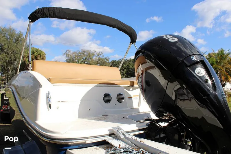 Slide: The Image of Bayliner DX 2000 2023 - 13746529