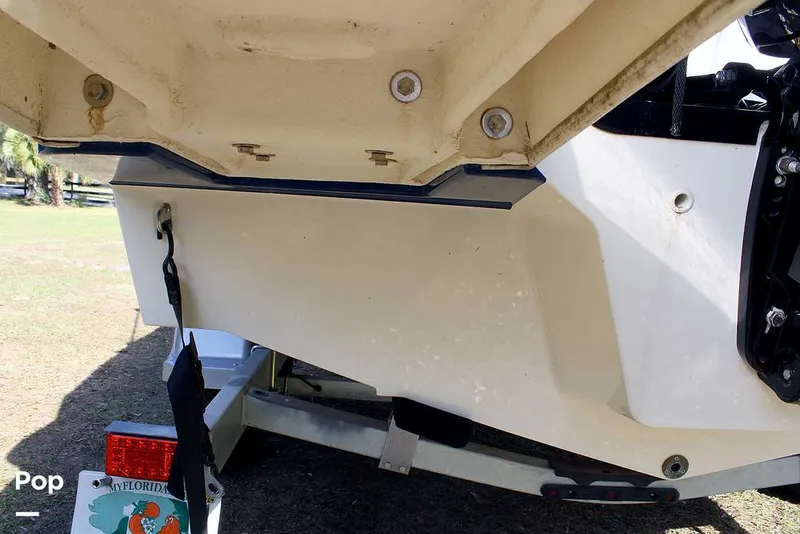 Slide: The Image of Bayliner DX 2000 2023 - 13746531