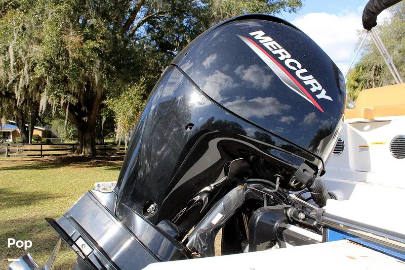 Slide: The Image of Bayliner DX 2000 2023 - 13746534