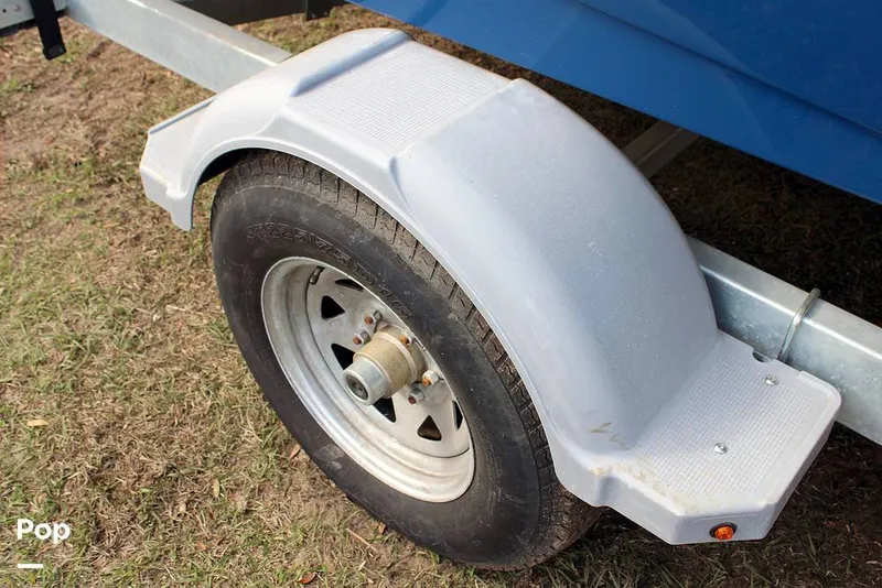 Slide: The Image of Bayliner DX 2000 2023 - 13746544