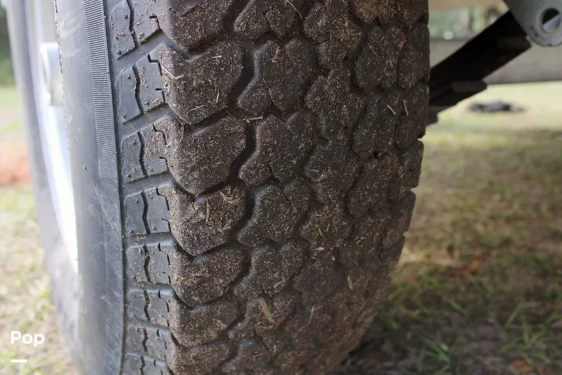 Slide: The Image of Bayliner DX 2000 2023 - 13746545