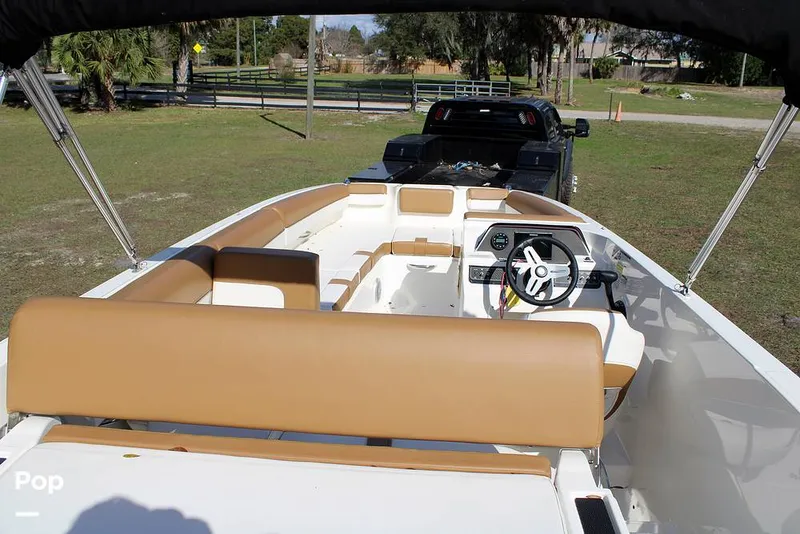 Slide: The Image of Bayliner DX 2000 2023 - 13746557