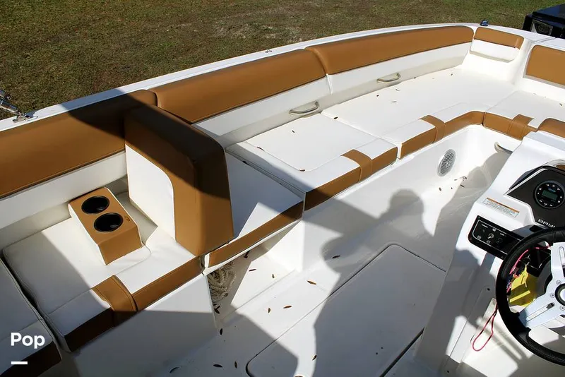 Slide: The Image of Bayliner DX 2000 2023 - 13746564