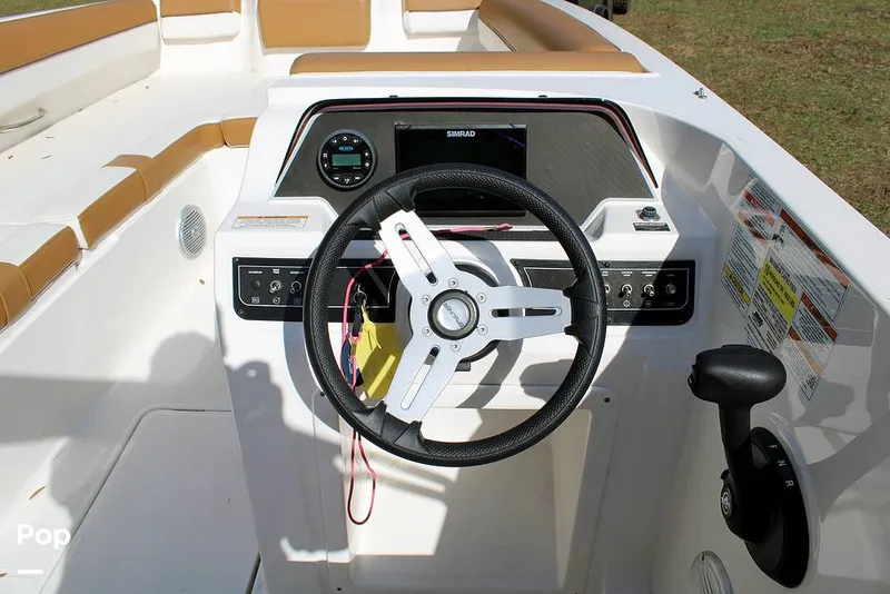 Slide: The Image of Bayliner DX 2000 2023 - 13746566