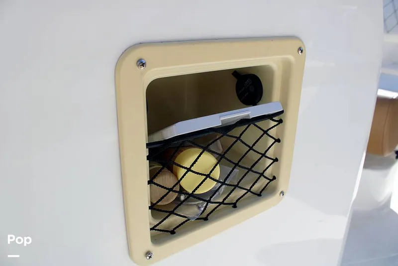 Slide: The Image of Bayliner DX 2000 2023 - 13746596