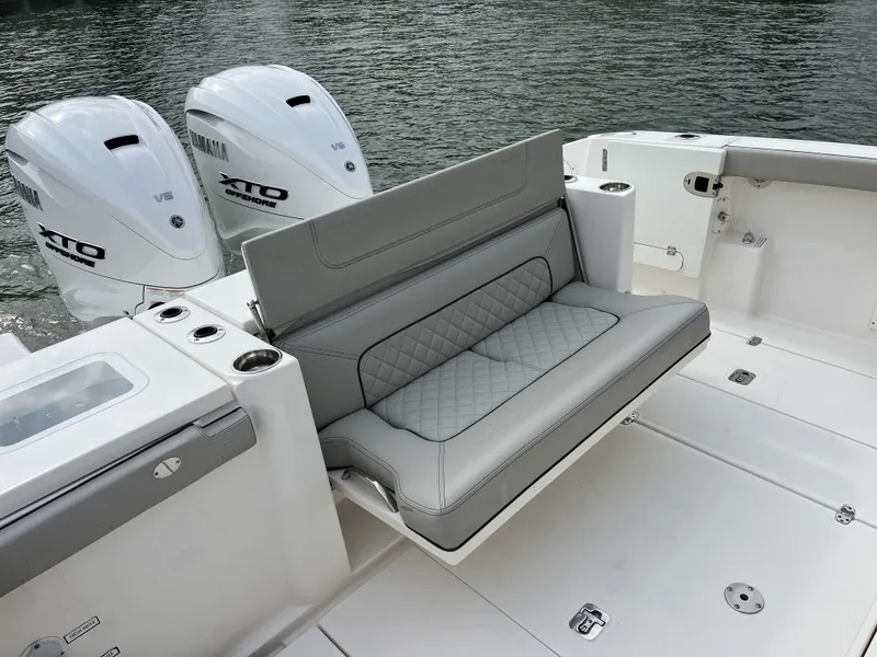 Slide: The Image of Pursuit S 358 SPORT 2024 - 28