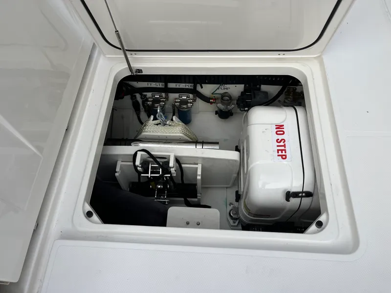 Slide: The Image of Pursuit S 358 SPORT 2024 - 29