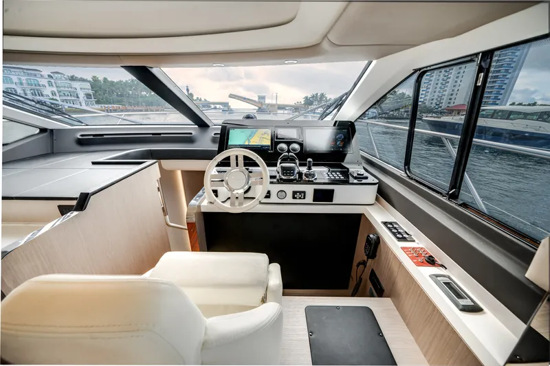 Slide: The Image of Azimut 60 FLY 2022 - 50