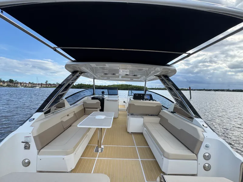 Slide: The Image of Aquila 32 SPORT 2023 - 18