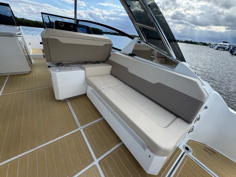 Slide: The Image of Aquila 32 SPORT 2023 - 19