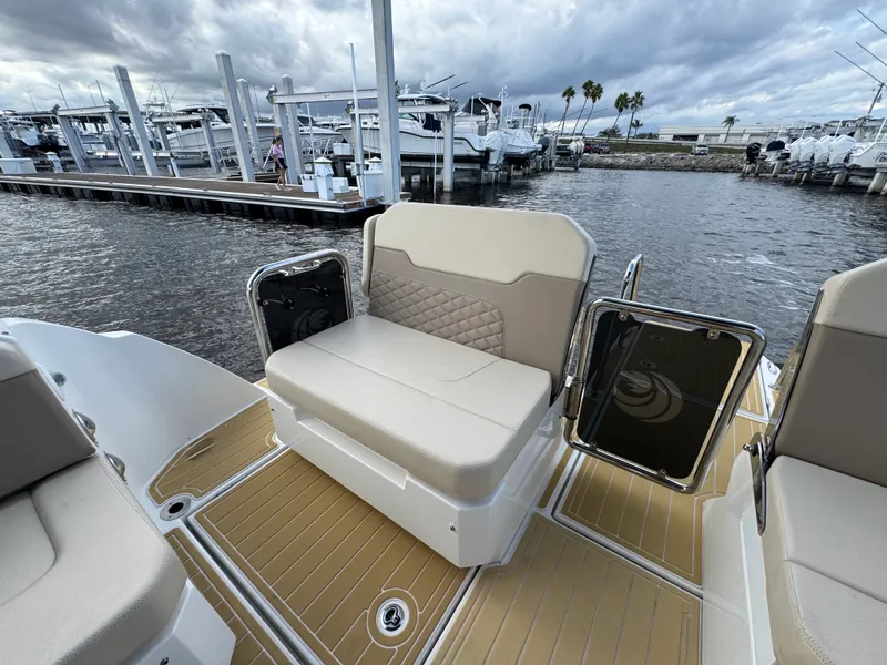 Slide: The Image of Aquila 32 SPORT 2023 - 21