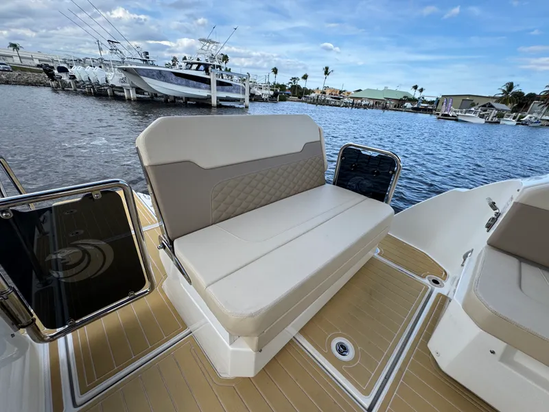 Slide: The Image of Aquila 32 SPORT 2023 - 22