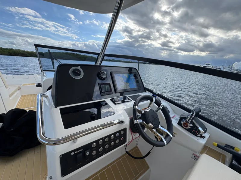 Slide: The Image of Aquila 32 SPORT 2023 - 31