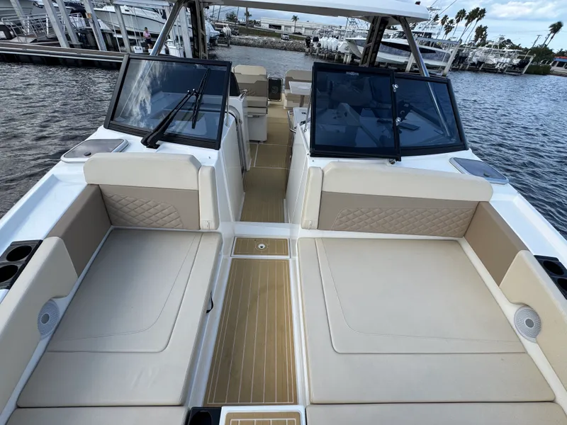 Slide: The Image of Aquila 32 SPORT 2023 - 37