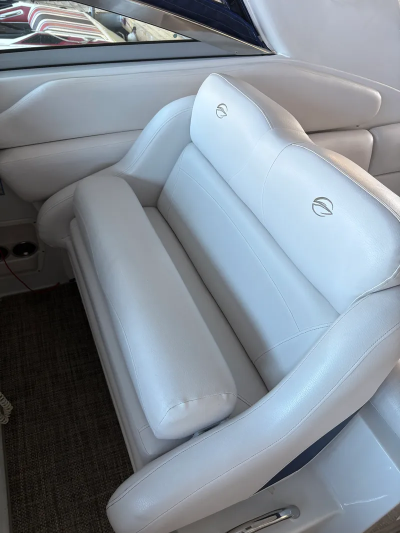 Slide: The Image of Crownline Boats 350 Sport Yacht 2014 - 21