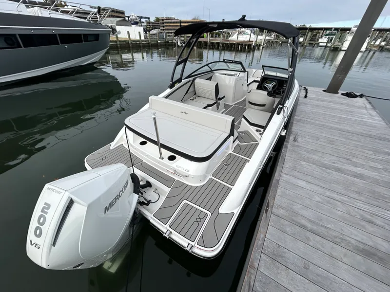 Slide: The Image of Sea Ray SPX 210 Outboard 2026 - 12