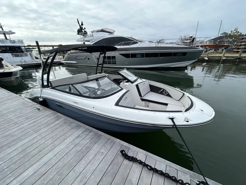 Slide: The Image of Sea Ray SPX 210 Outboard 2026 - 7