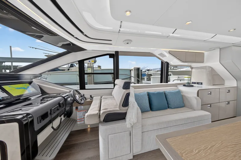 Slide: The Image of Cruisers 57 FLY 2026 - 117