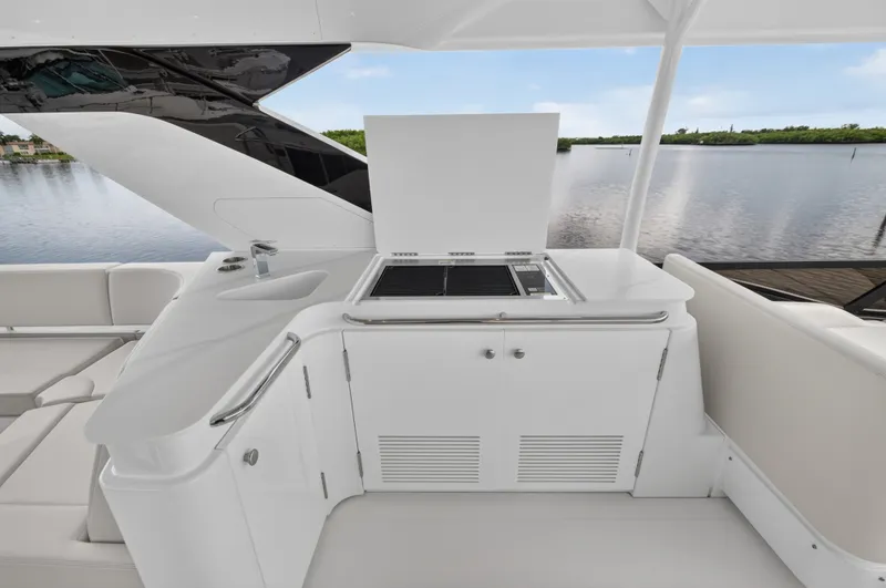 Slide: The Image of Cruisers 57 FLY 2026 - 81