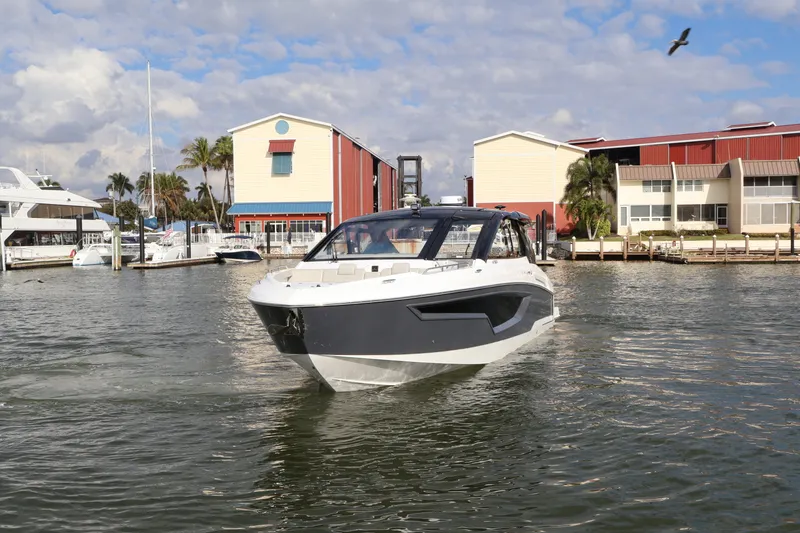 Slide: The Image of Cruisers 42 GLS Outboard 2026 - 3